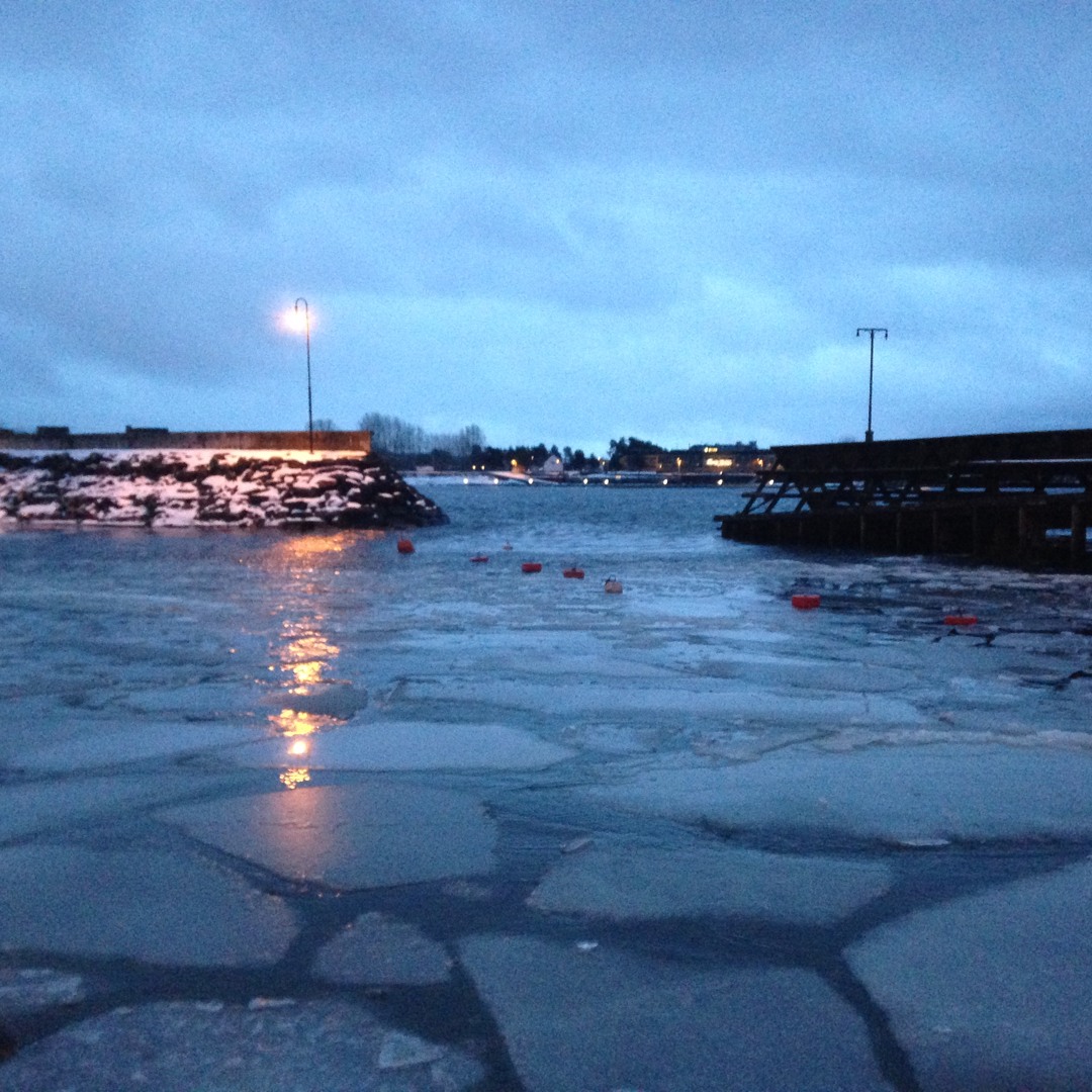 Lumbering Ice